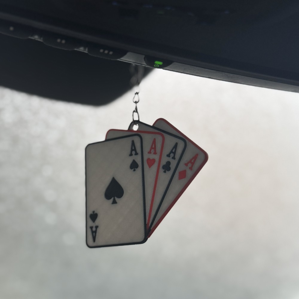 Підвіска на дзеркало POKER Legend