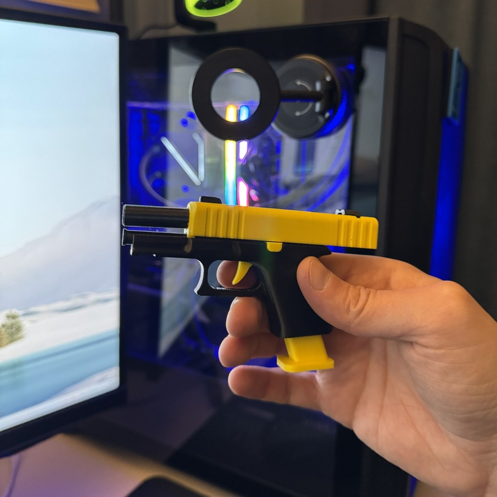 Брелок GLOCK з перезарядкою